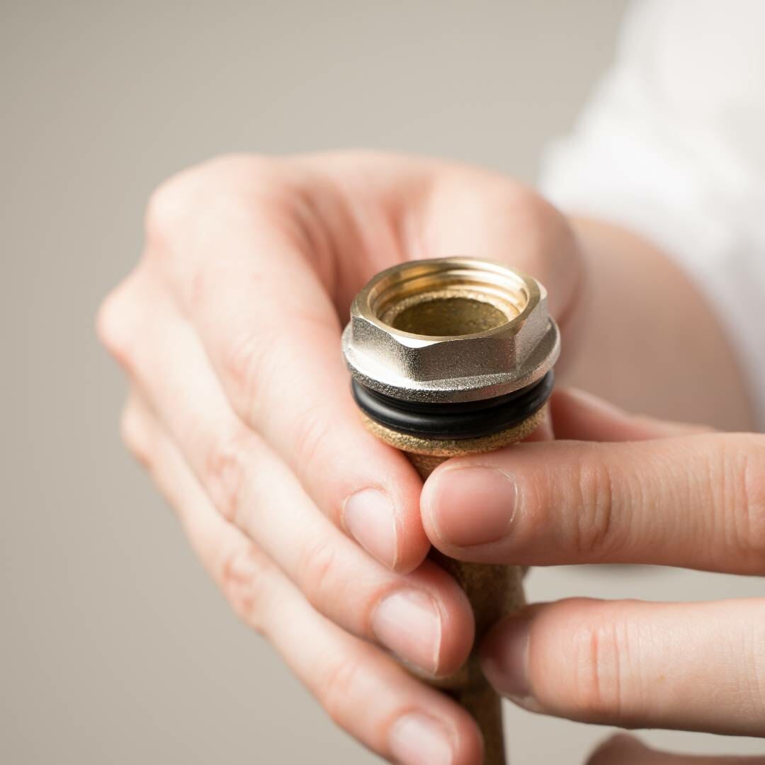 How To Replace Bathroom Taps? Big Bathroom Inspiration