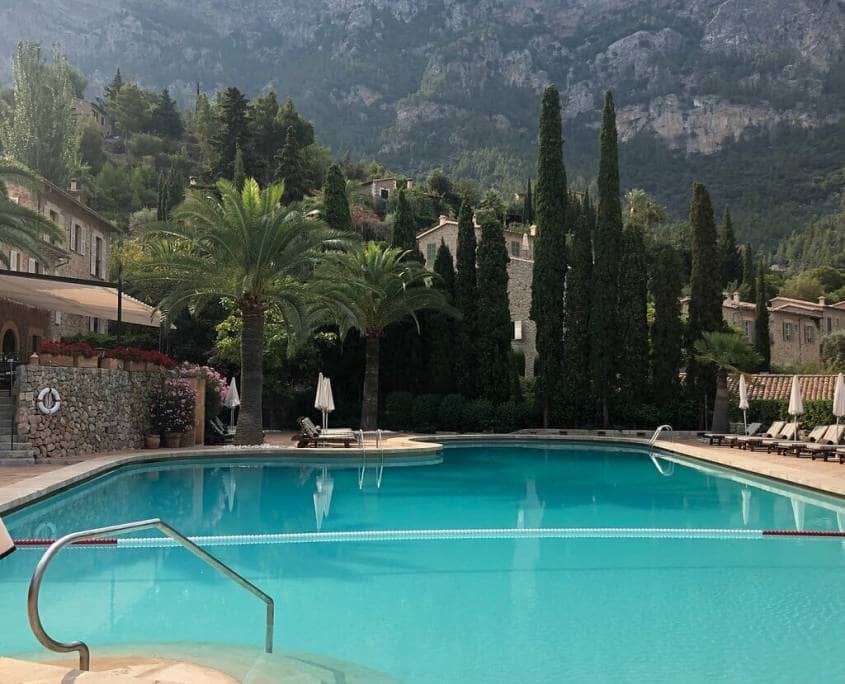 La Residencia, Mallorca pool mountains overview