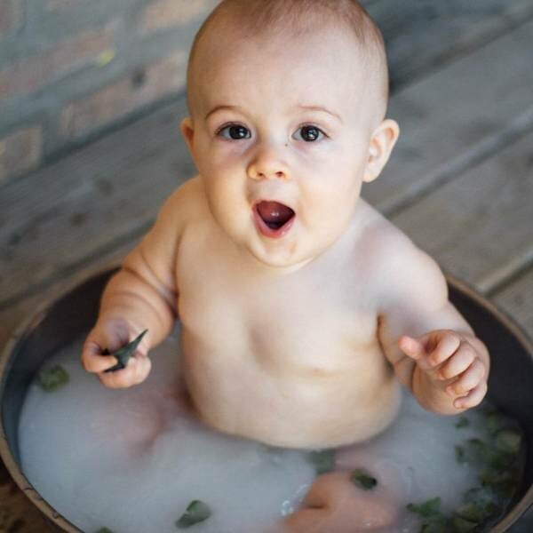 Milk Baths What Are the Amazing Benefits? Big Bathroom Shop