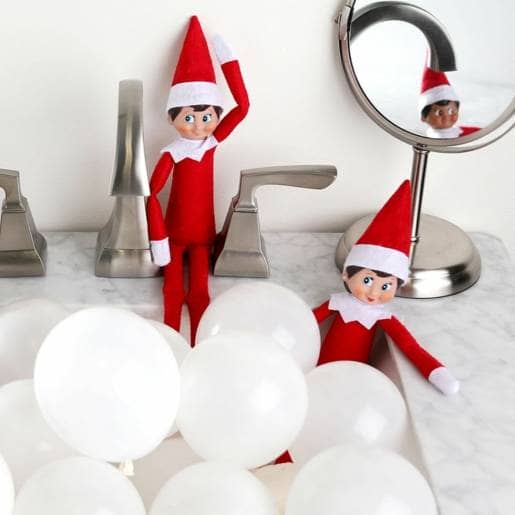 Elf balloon bath