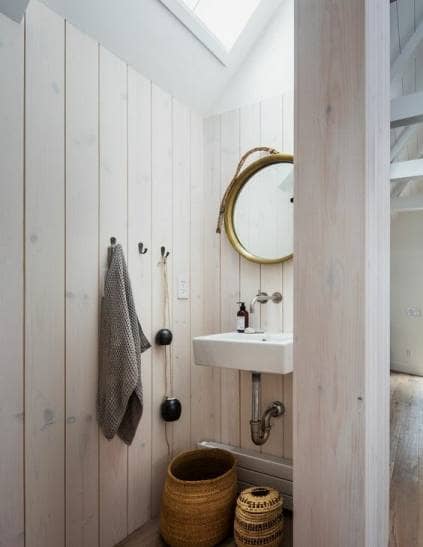 Knotty pine wood bathroom wall