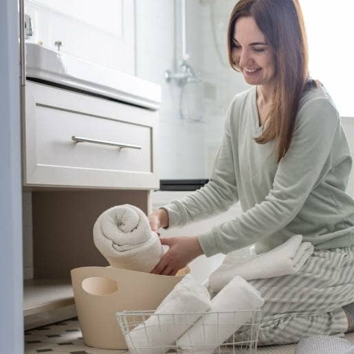 women's tidy bathroom