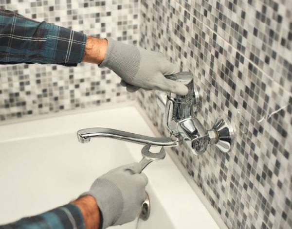 How To Replace Bathroom Taps? | Big Bathroom Inspiration