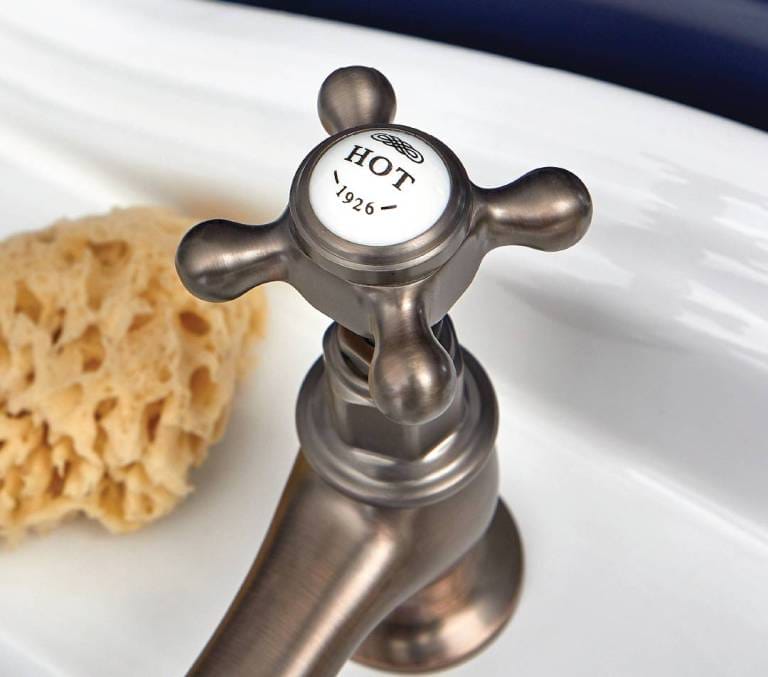 oil rubbed bronze bathroom brassware Big Bathroom Inspiration